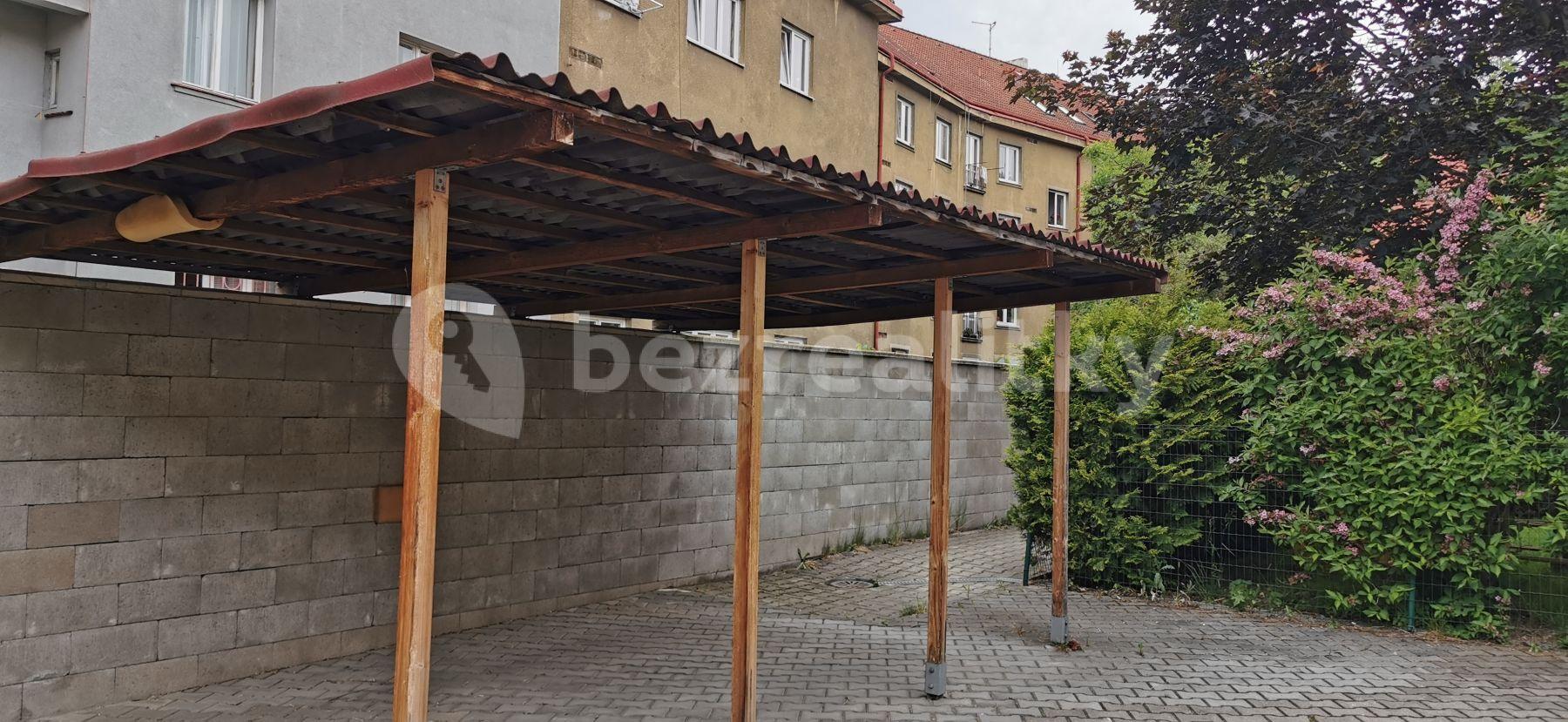 4 bedroom flat to rent, 180 m², Jiskrova, Prague, Prague