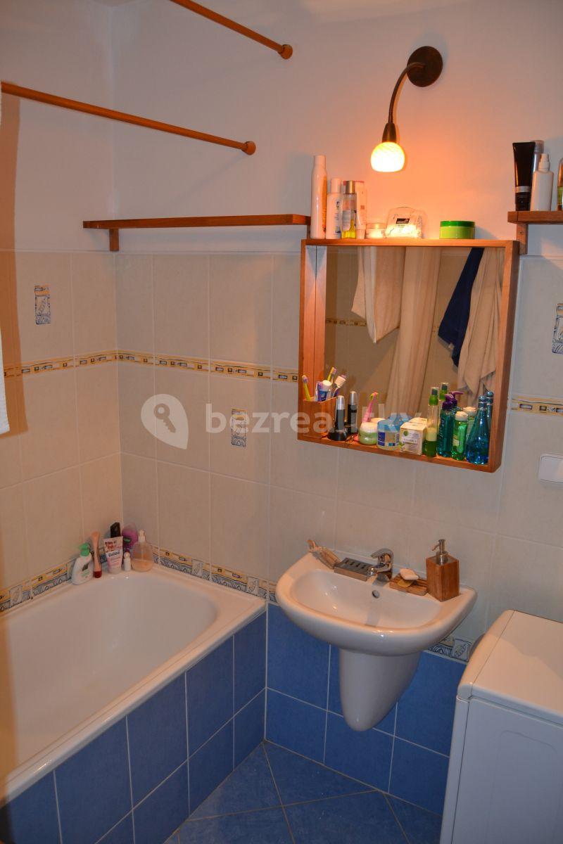 1 bedroom with open-plan kitchen flat to rent, 56 m², Josefa Beka, Olomouc, Olomoucký Region