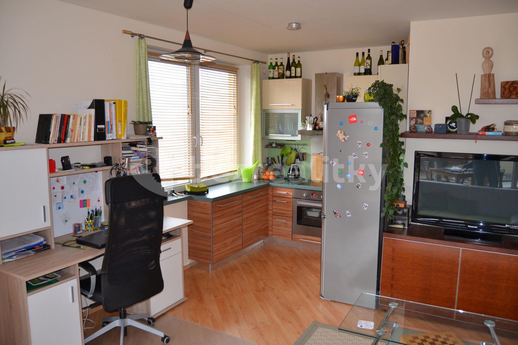 1 bedroom with open-plan kitchen flat to rent, 56 m², Josefa Beka, Olomouc, Olomoucký Region