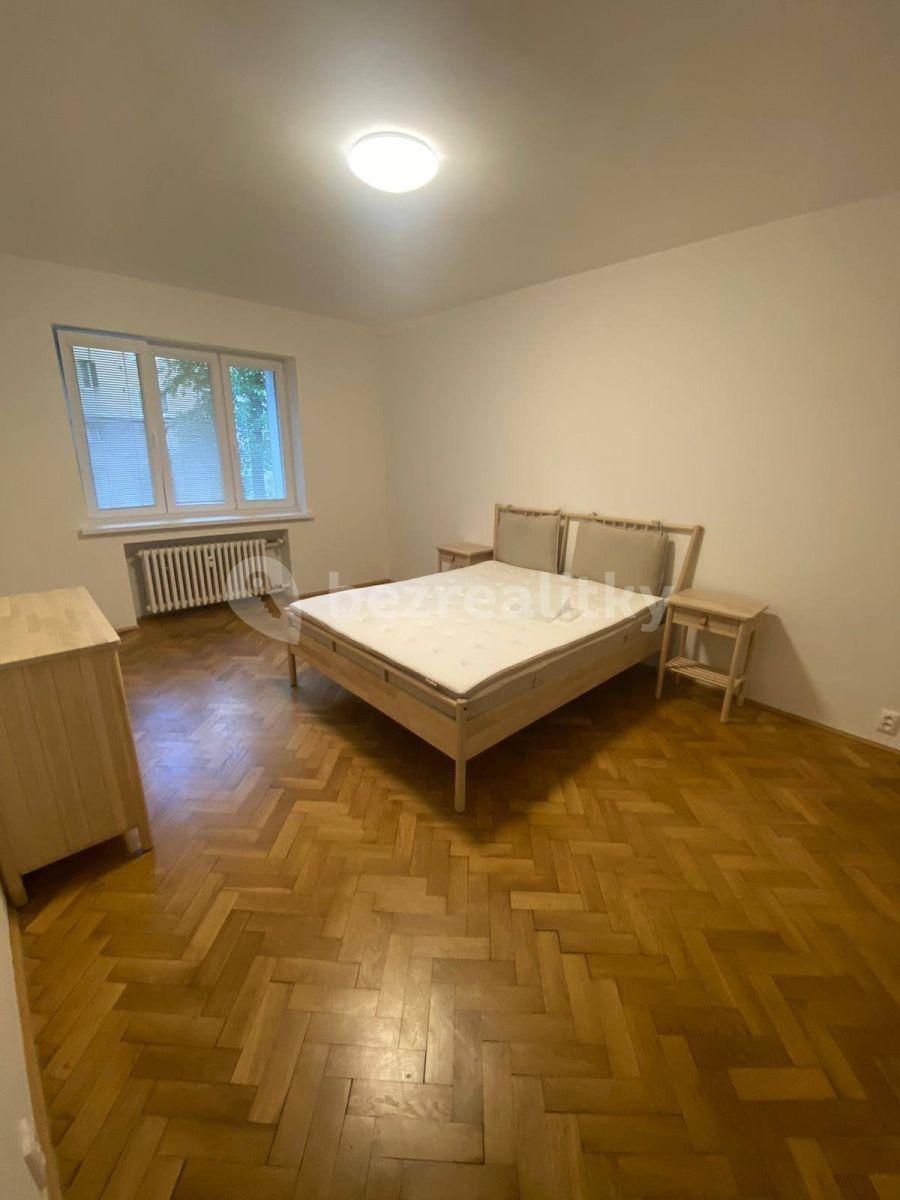 3 bedroom flat to rent, 71 m², Lužická, Bratislava - mestská časť Staré Mesto, Bratislavský Region