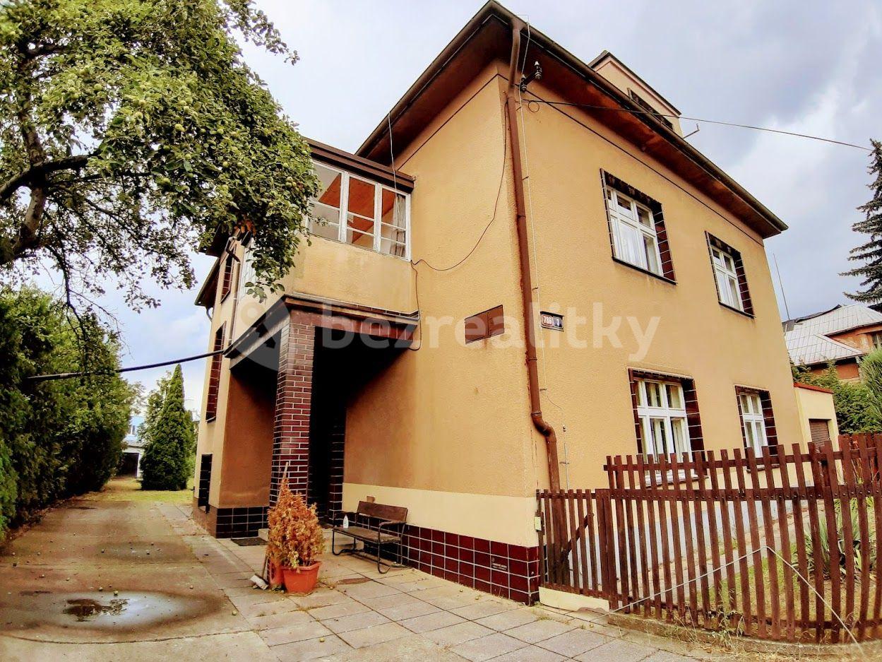 2 bedroom flat to rent, 81 m², Pod Belárií, Prague, Prague