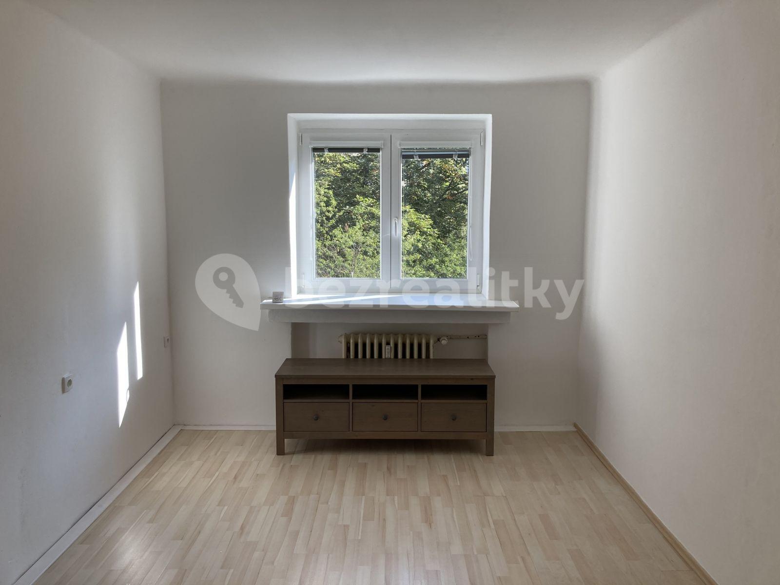 2 bedroom flat to rent, 53 m², Karpatská, Prague, Prague