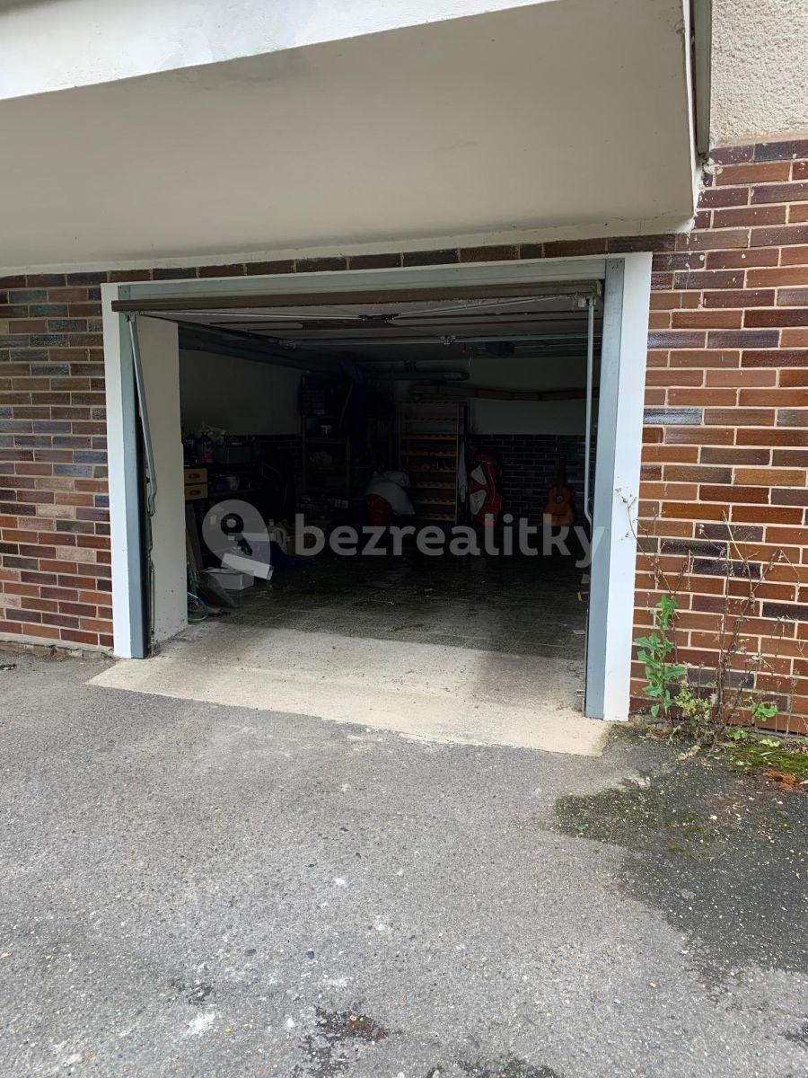 garage to rent, 24 m², U Kublova, Prague, Prague