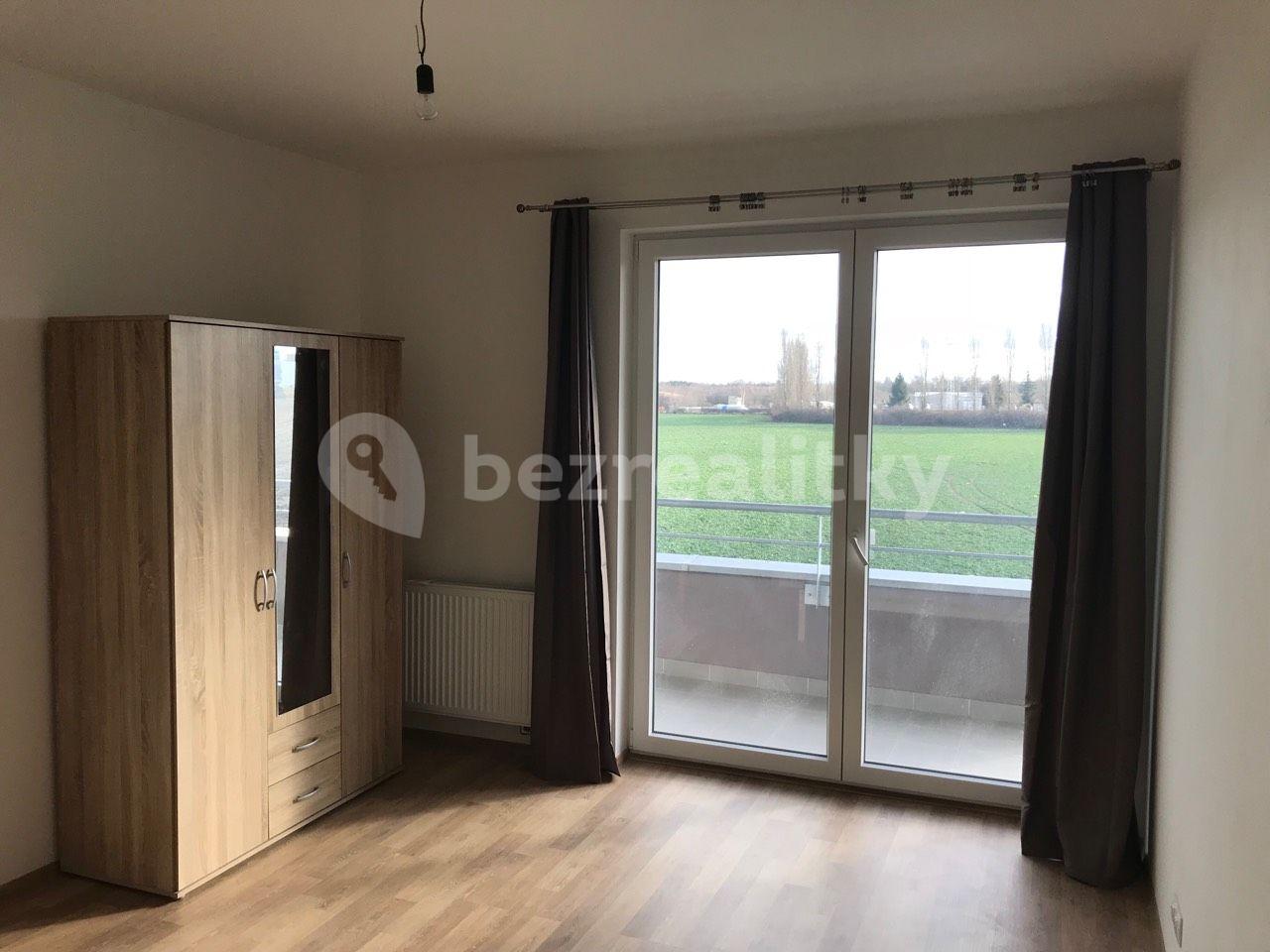 2 bedroom with open-plan kitchen flat to rent, 88 m², Kadečkové, Prague, Prague