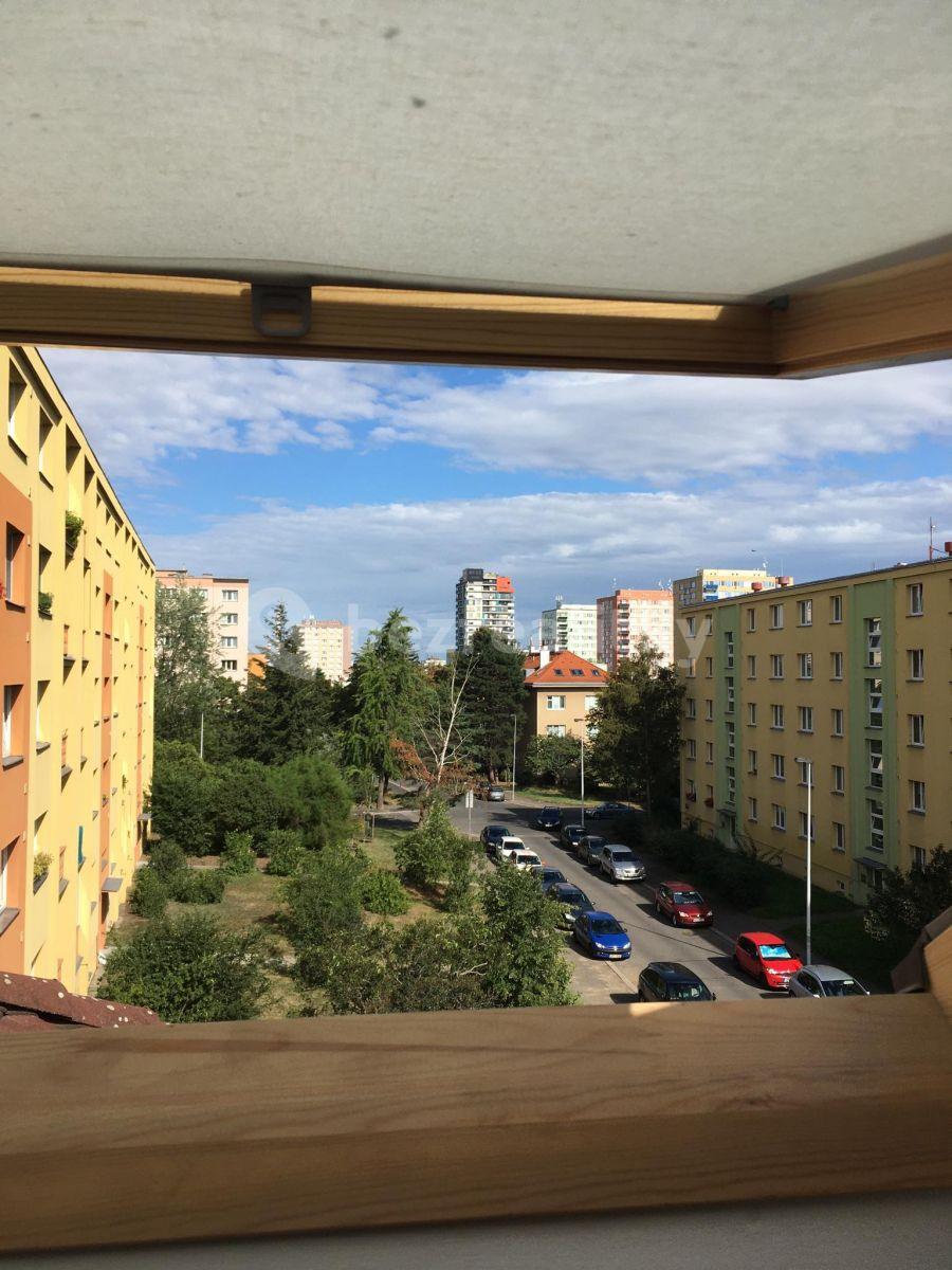 Studio flat to rent, 30 m², Nad Vodovodem, Prague, Prague