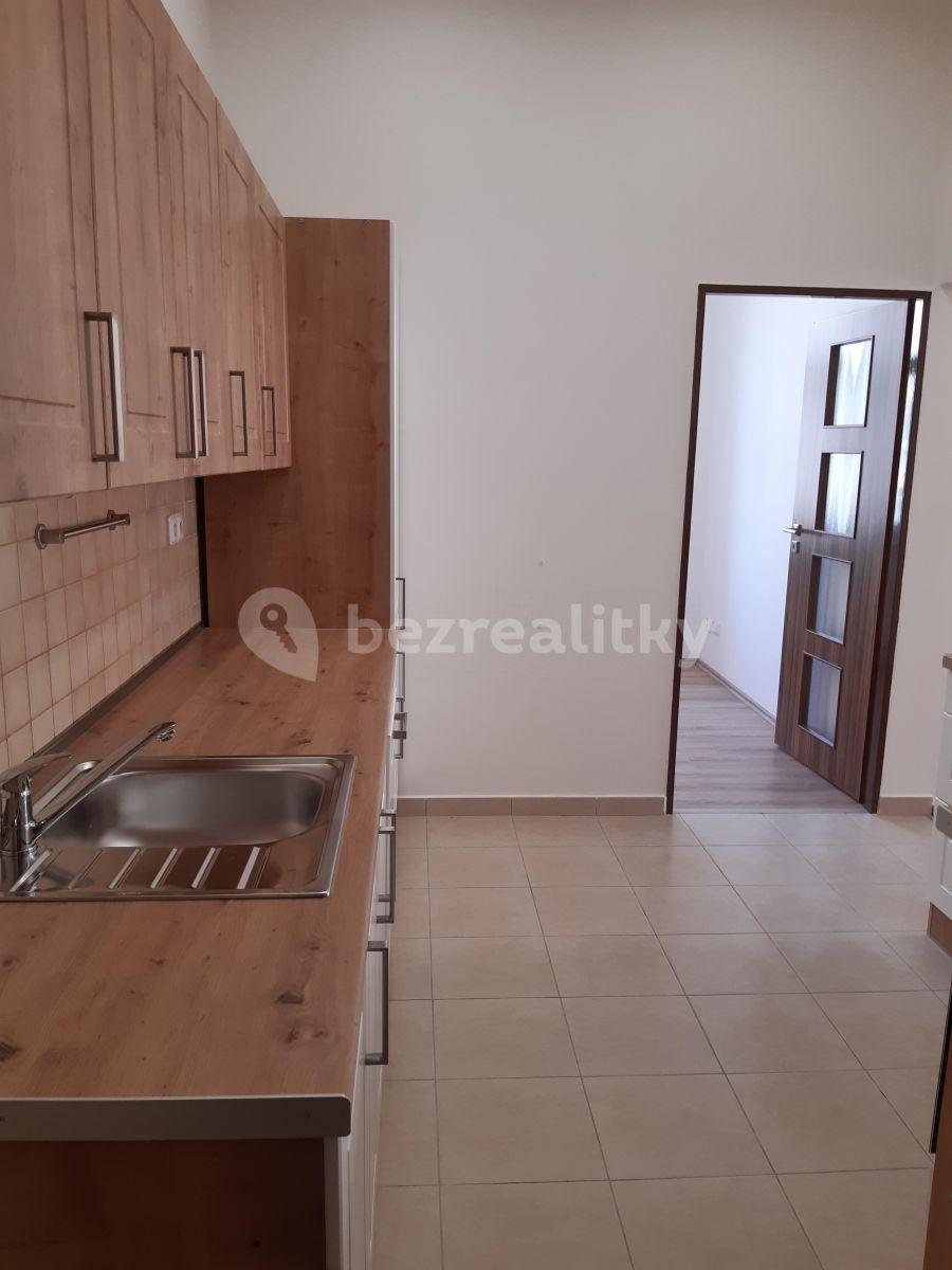 2 bedroom with open-plan kitchen flat to rent, 70 m², Brožíkova, Prague, Prague