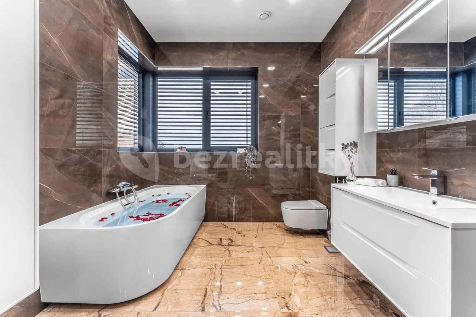 house for sale, 360 m², Dostálova, Prague, Prague