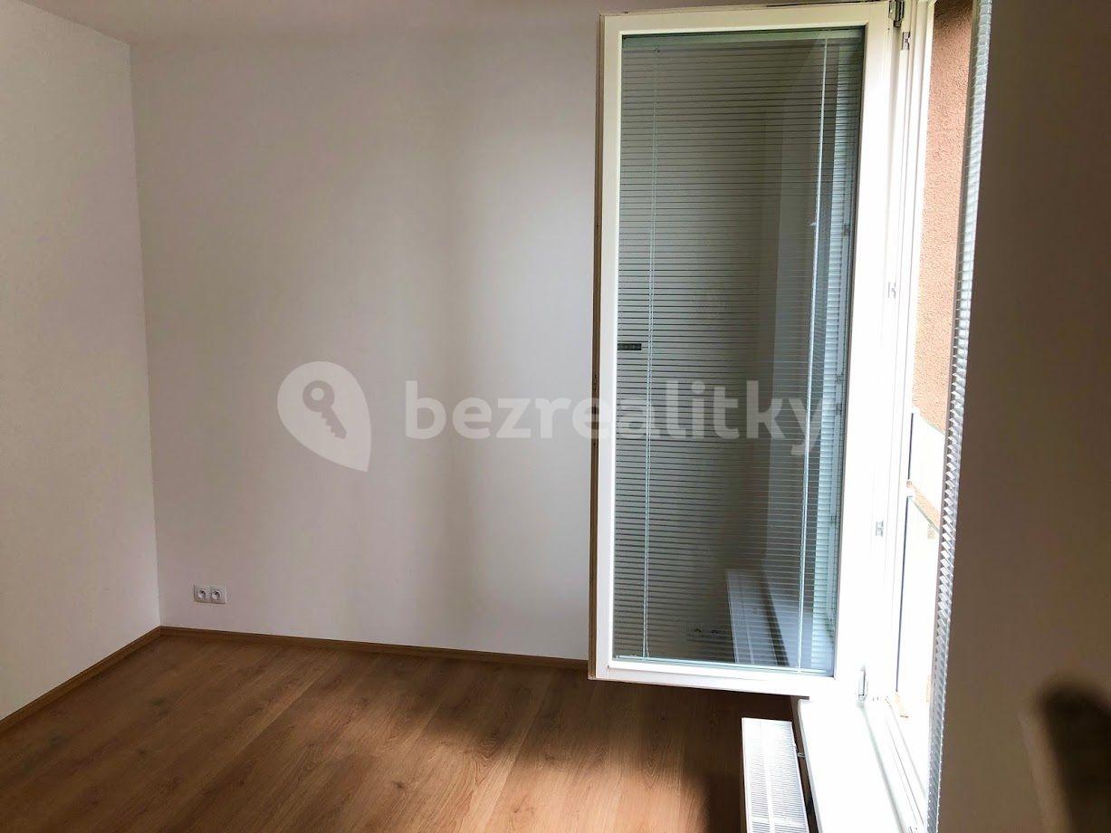 1 bedroom with open-plan kitchen flat to rent, 52 m², V jehličí, Prague, Prague