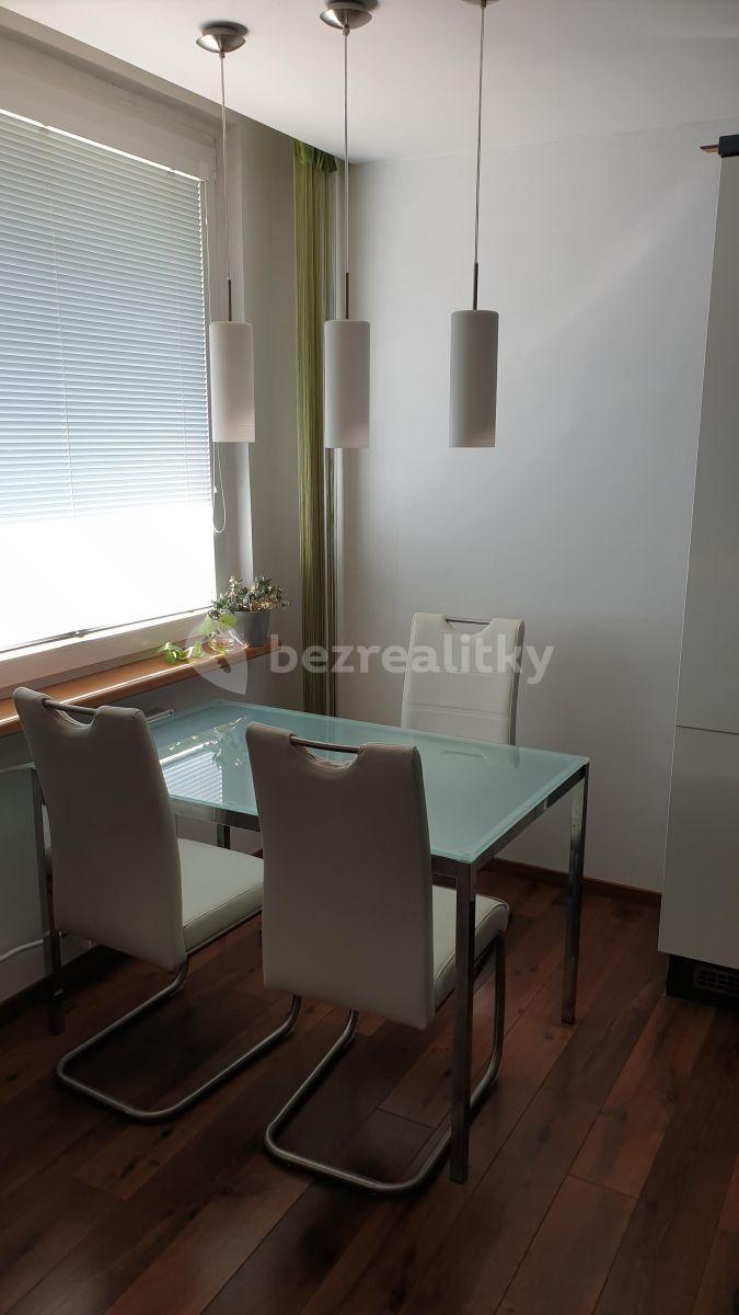 2 bedroom with open-plan kitchen flat to rent, 78 m², Petržílkova, Prague, Prague