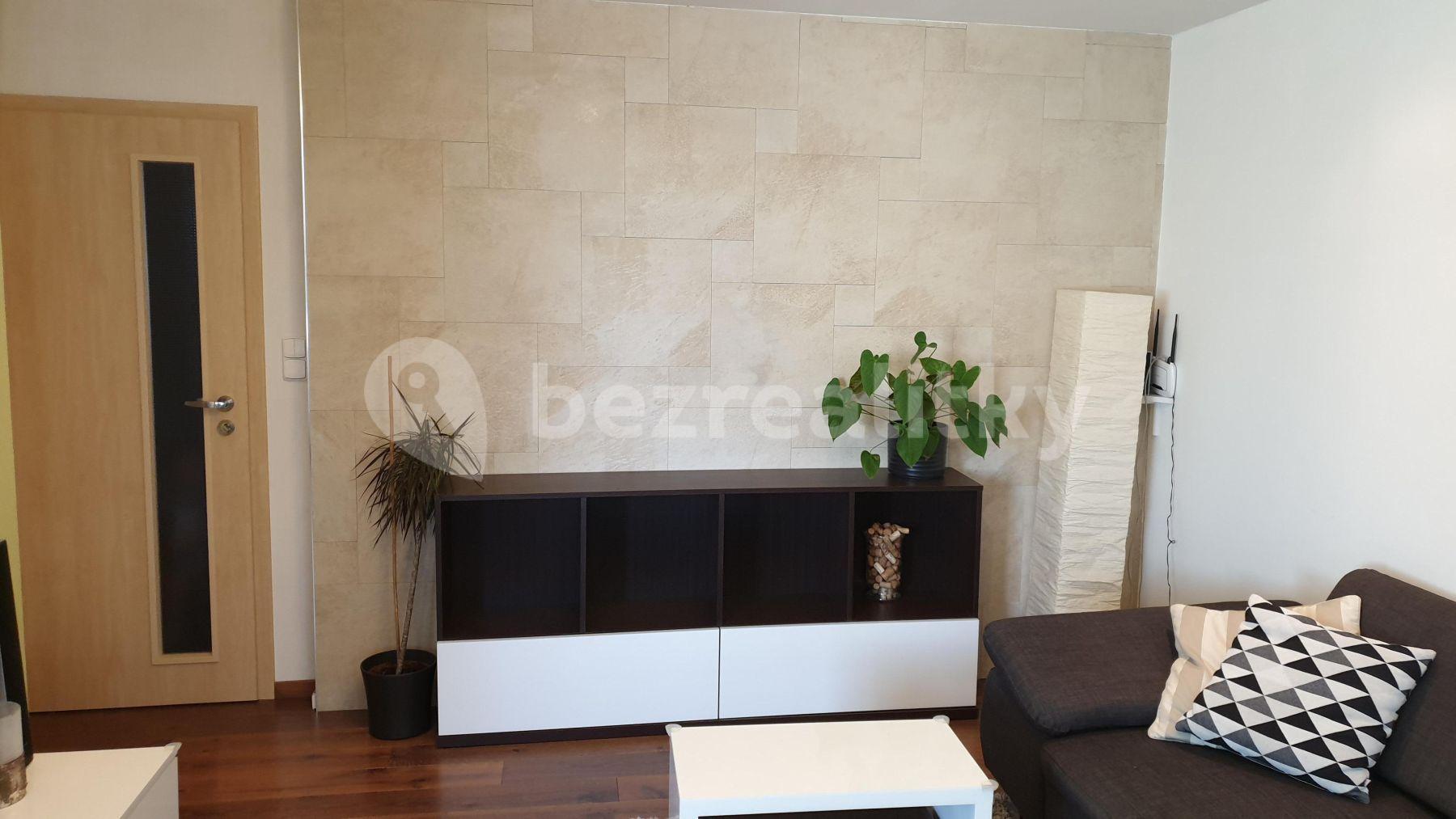 2 bedroom with open-plan kitchen flat to rent, 78 m², Petržílkova, Prague, Prague