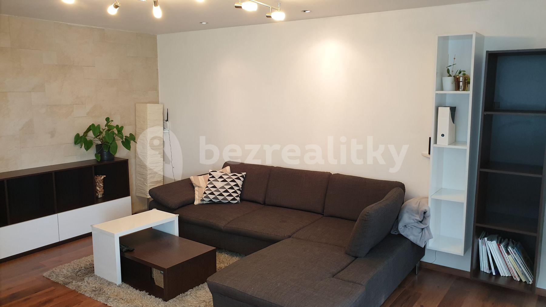 2 bedroom with open-plan kitchen flat to rent, 78 m², Petržílkova, Prague, Prague