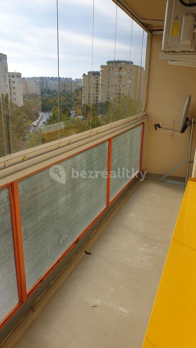 2 bedroom with open-plan kitchen flat to rent, 78 m², Petržílkova, Prague, Prague