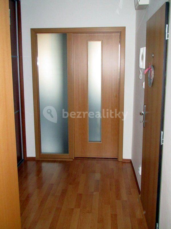 2 bedroom with open-plan kitchen flat to rent, 81 m², Štětínská, Prague, Prague