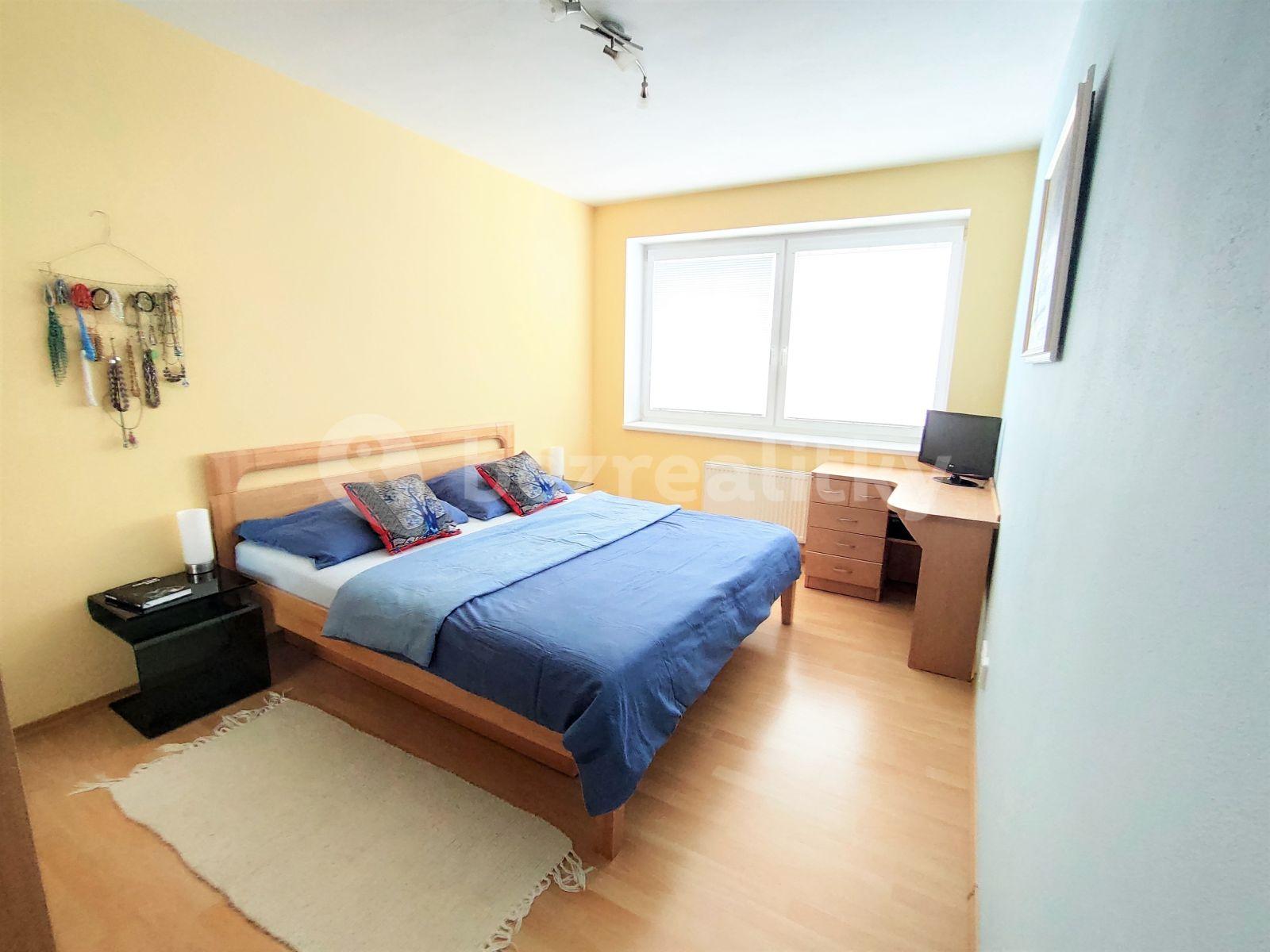 1 bedroom with open-plan kitchen flat to rent, 67 m², Waltrova, Plzeň, Plzeňský Region