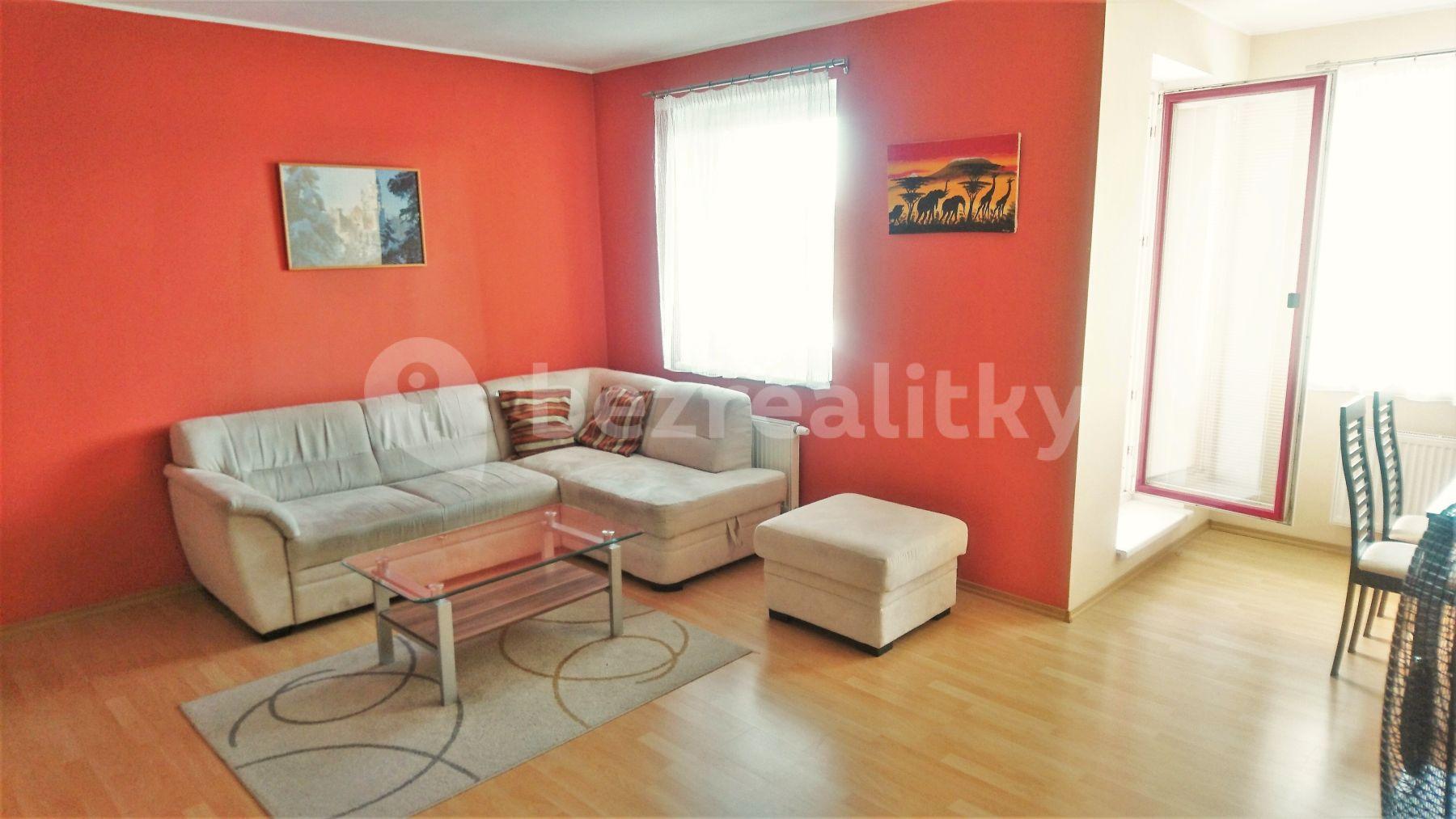 1 bedroom with open-plan kitchen flat to rent, 67 m², Waltrova, Plzeň, Plzeňský Region