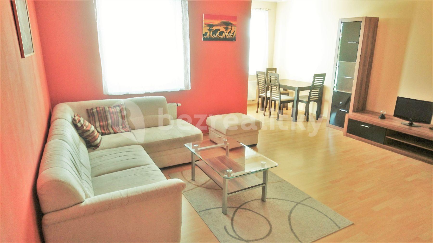 1 bedroom with open-plan kitchen flat to rent, 67 m², Waltrova, Plzeň, Plzeňský Region