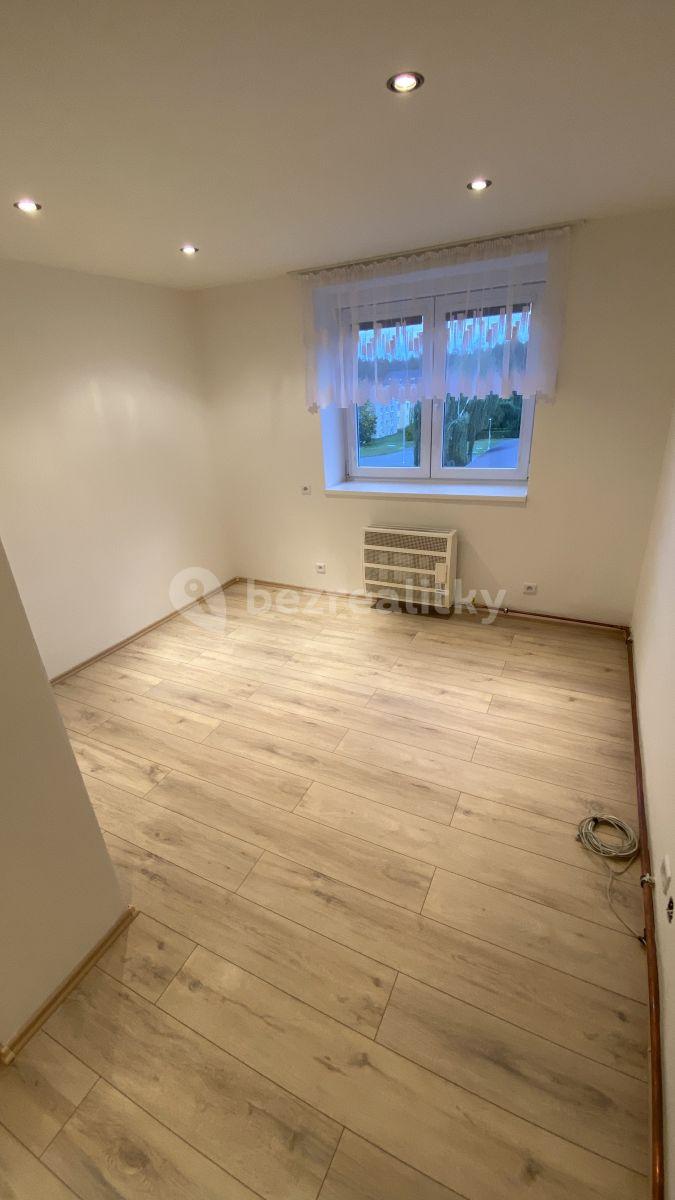 2 bedroom flat to rent, 54 m², Petrohradská, Kladno, Středočeský Region