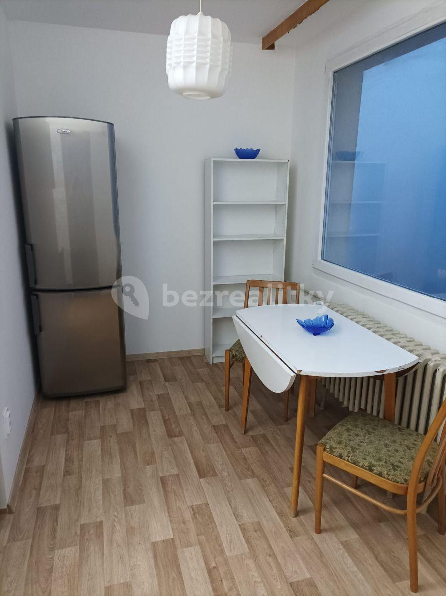 2 bedroom flat to rent, 67 m², Plukovníka Mráze, Prague, Prague