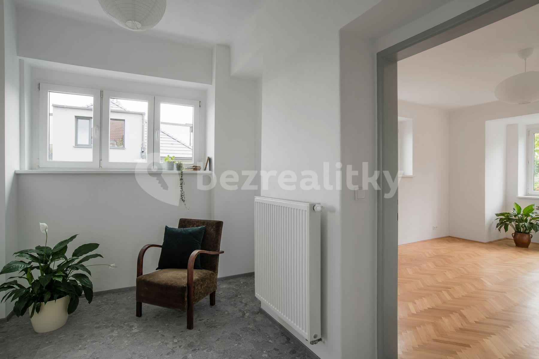 3 bedroom flat to rent, 98 m², V Bokách Ⅰ, Prague, Prague