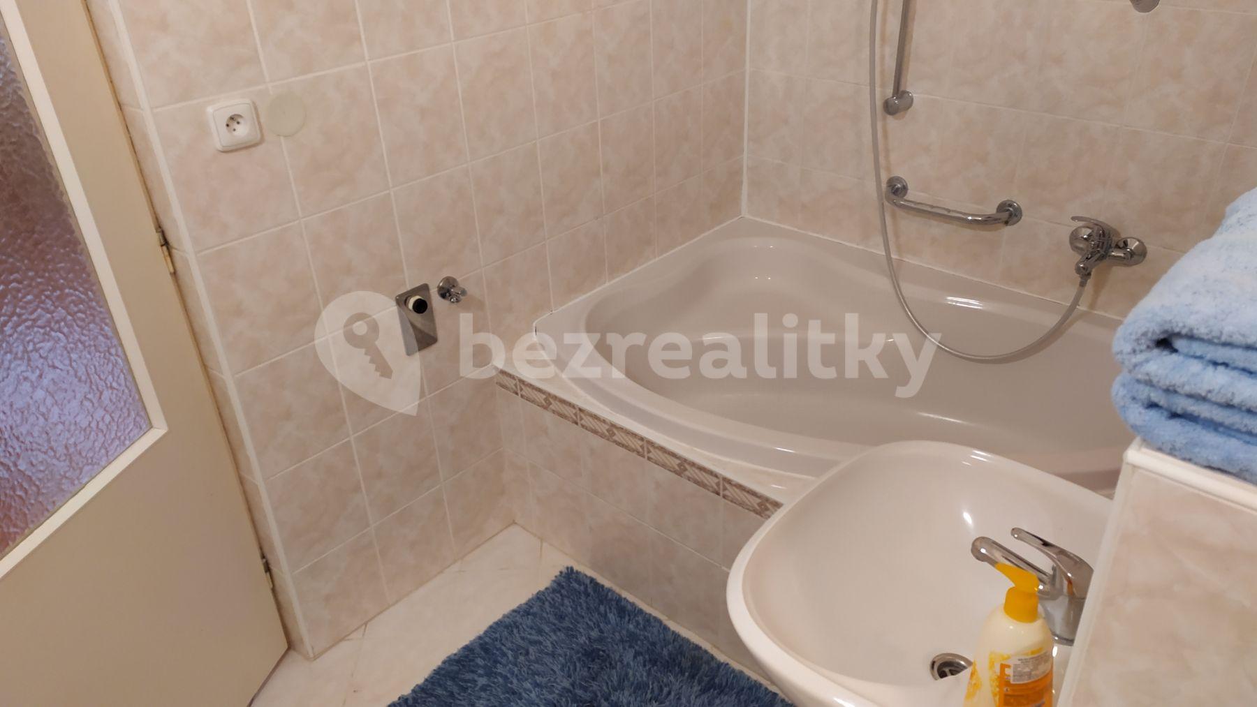 2 bedroom flat to rent, 75 m², Havlíčkova, Prostějov, Olomoucký Region