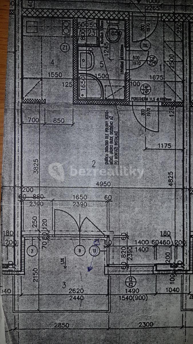 Studio flat to rent, 33 m², Kloboučnická, Prague, Prague