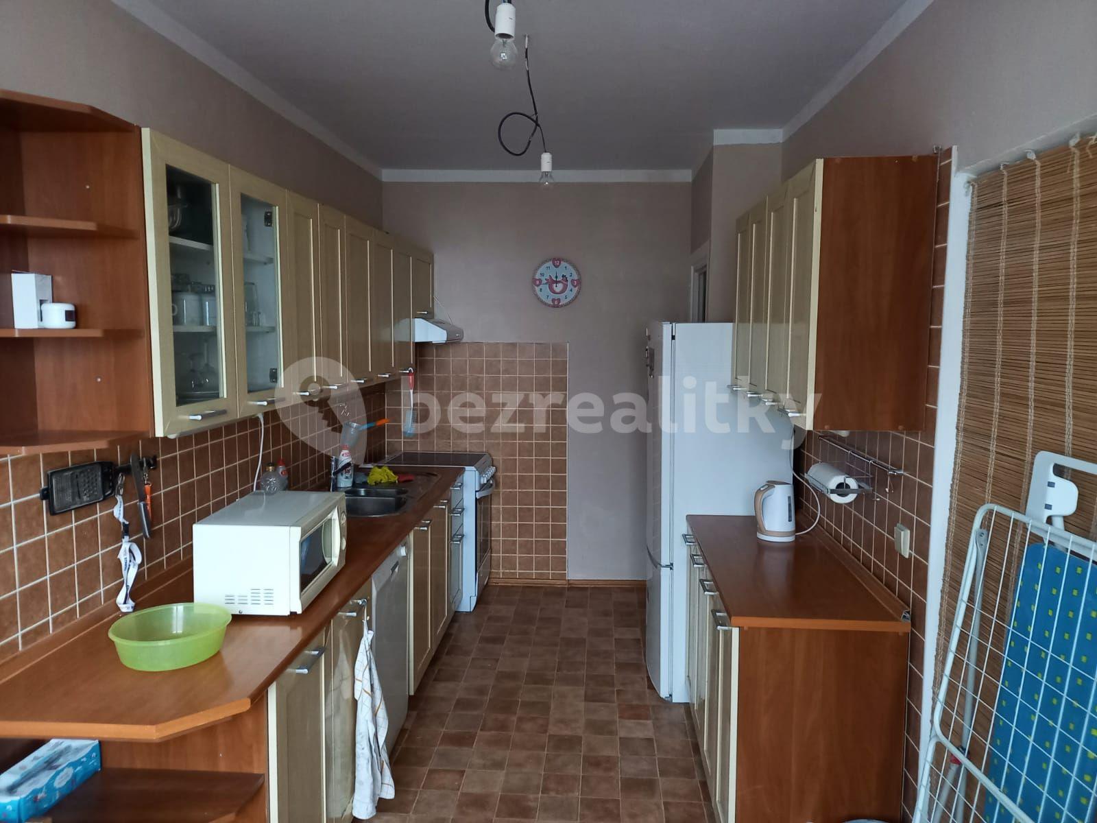 4 bedroom flat to rent, 20 m², Svážná, Brno, Jihomoravský Region