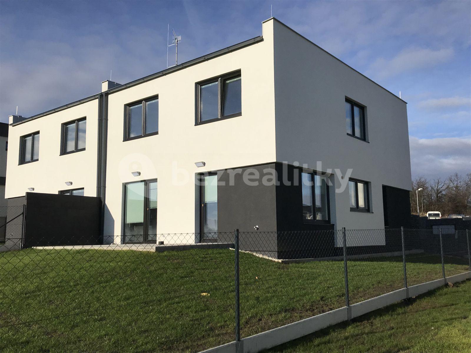 house to rent, 157 m², Nad Prahou, Horoměřice, Středočeský Region