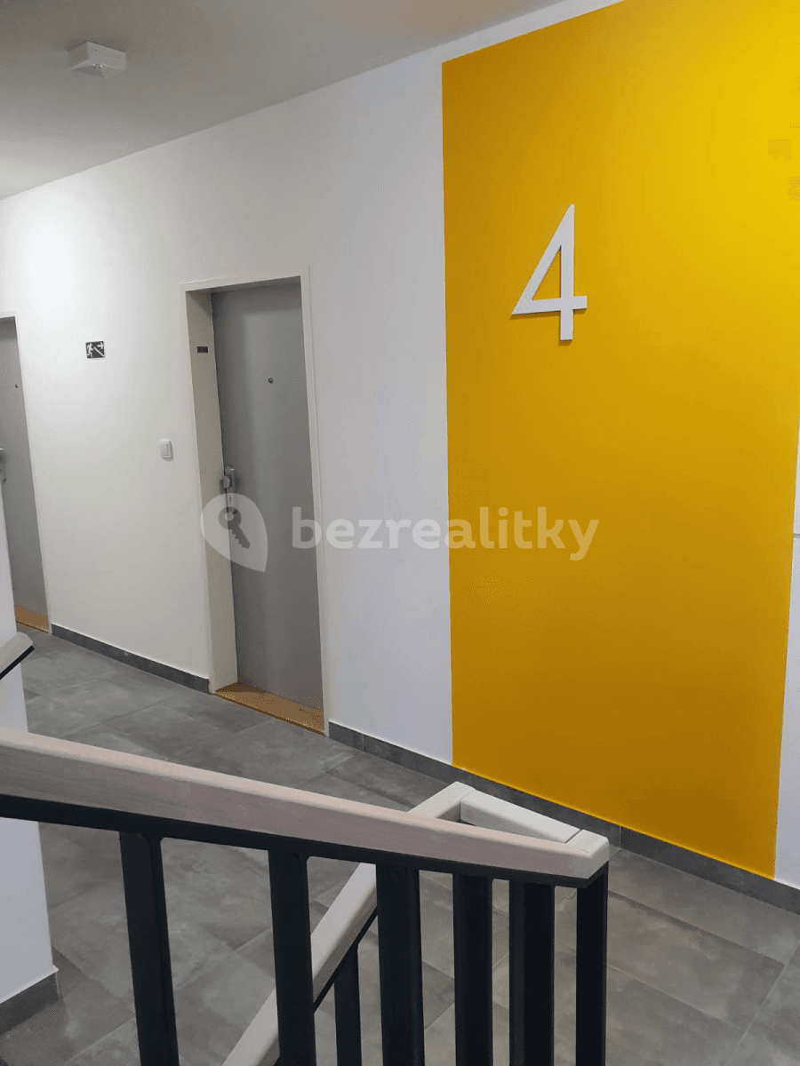 Studio flat to rent, 30 m², Ke Kříži, Prague, Prague