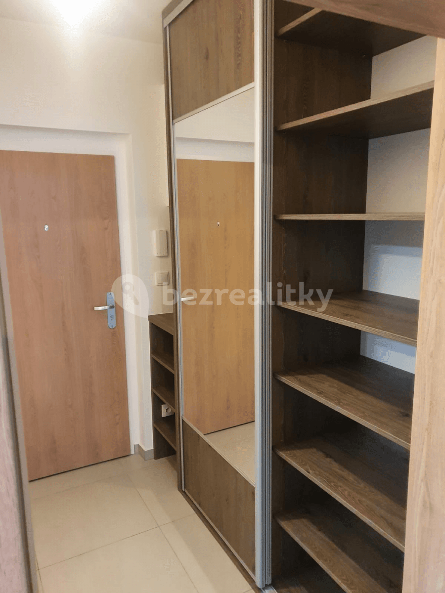 Studio flat to rent, 30 m², Ke Kříži, Prague, Prague