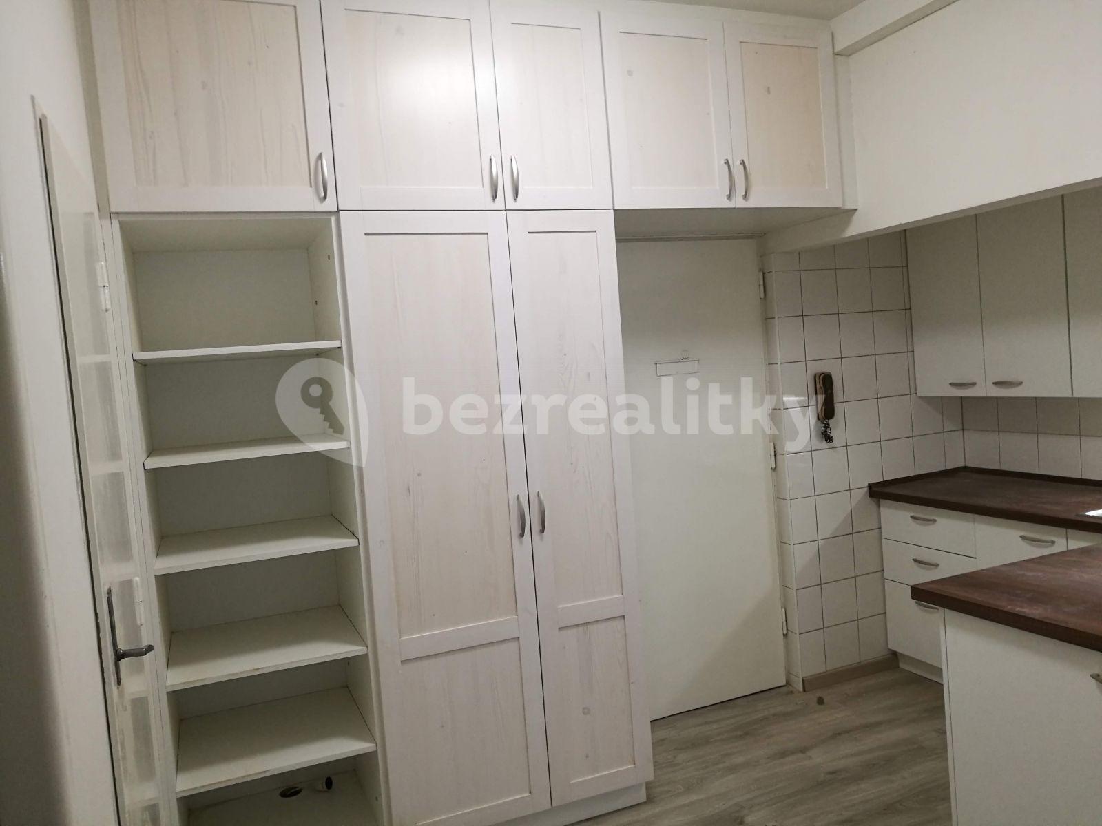 2 bedroom flat to rent, 56 m², Podbabská, Prague, Prague