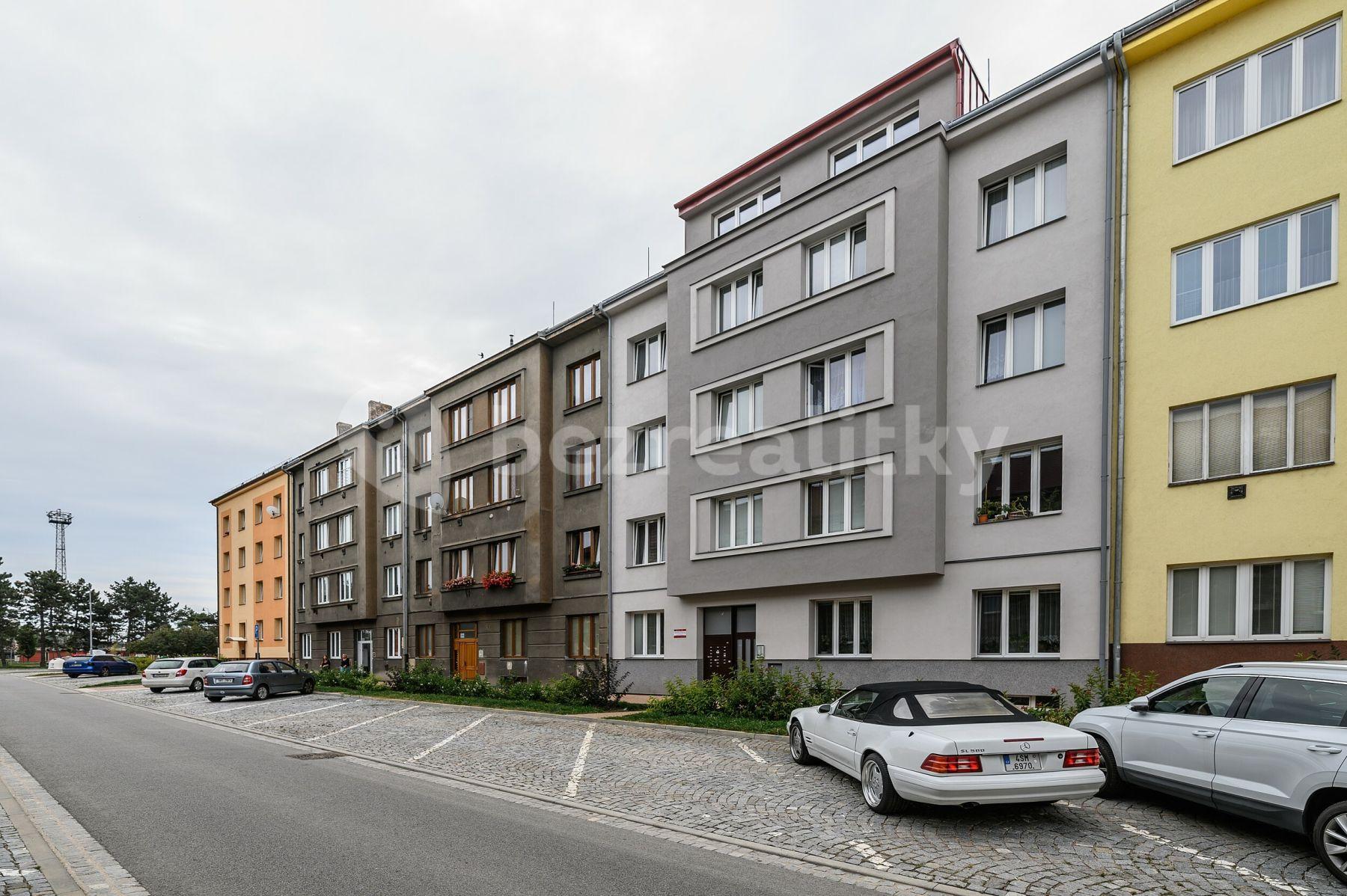 Studio flat to rent, 22 m², Macanova, Pardubice, Pardubický Region