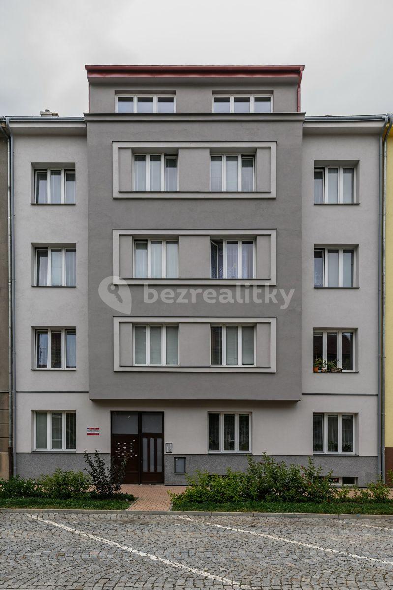 Studio flat to rent, 22 m², Macanova, Pardubice, Pardubický Region