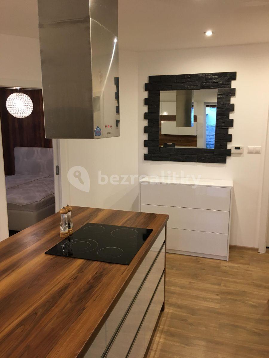 3 bedroom flat to rent, 78 m², Opálová, Jarovce, Bratislavský Region