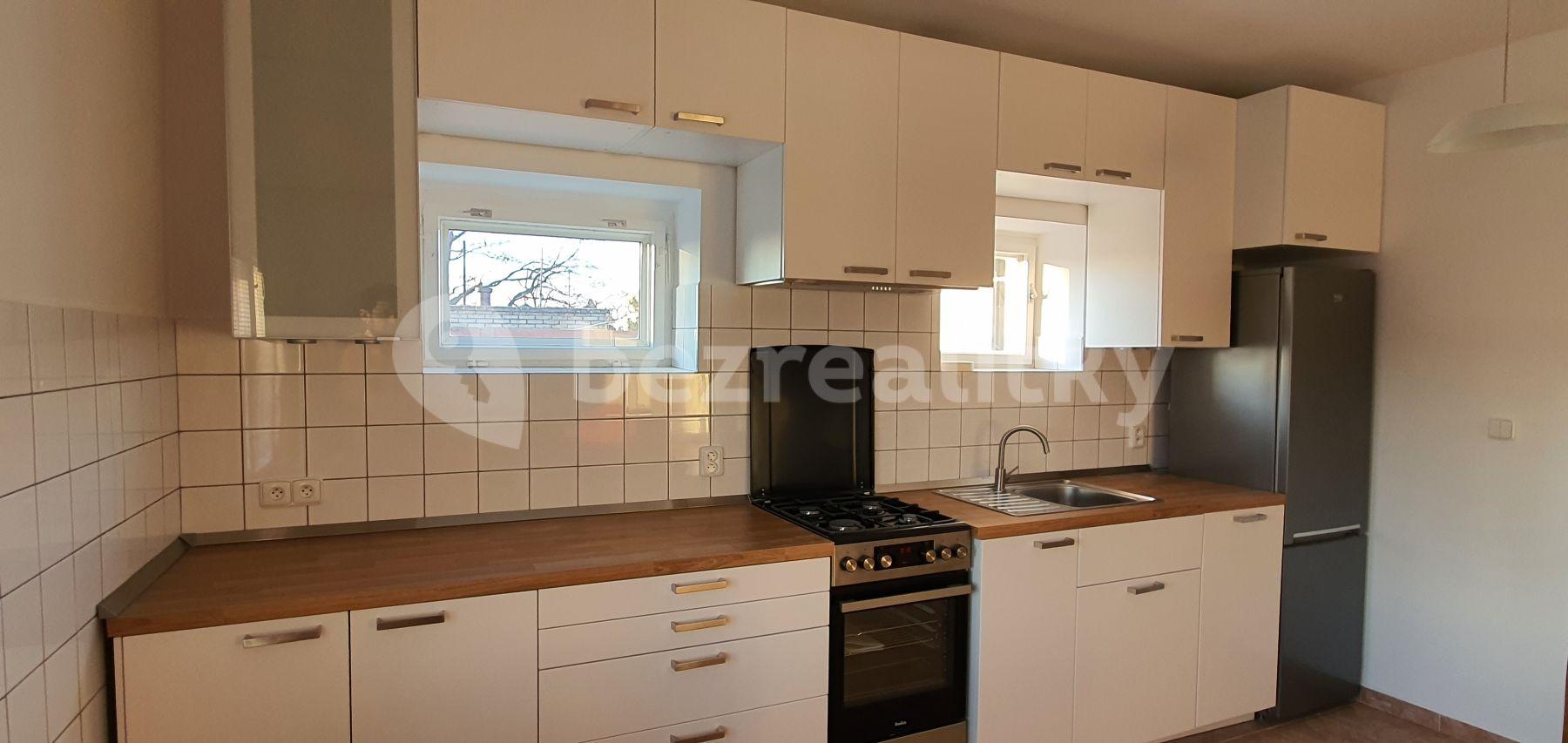 2 bedroom with open-plan kitchen flat to rent, 78 m², Čihákova, Poděbrady, Středočeský Region