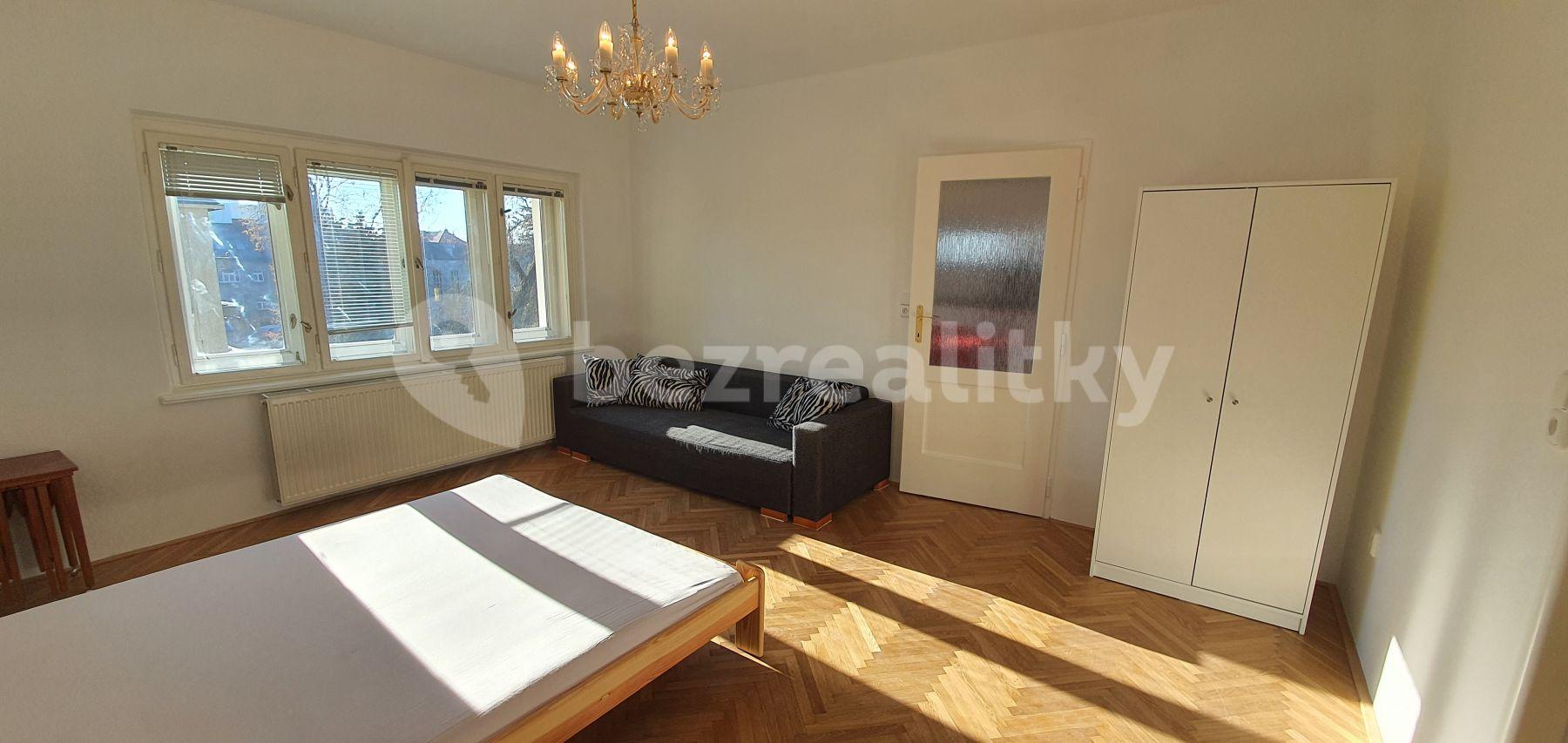 2 bedroom with open-plan kitchen flat to rent, 78 m², Čihákova, Poděbrady, Středočeský Region