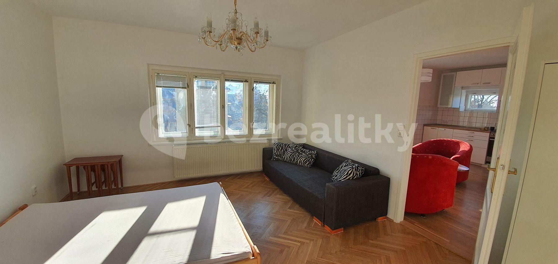 2 bedroom with open-plan kitchen flat to rent, 78 m², Čihákova, Poděbrady, Středočeský Region