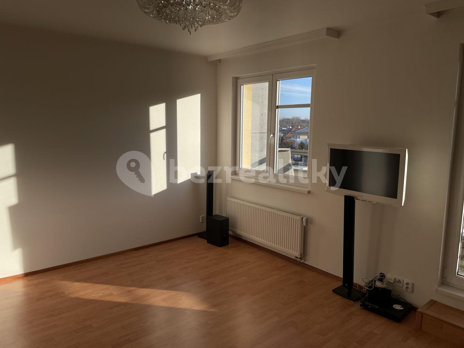 4 bedroom with open-plan kitchen flat to rent, 170 m², Žampiónová, Prague, Prague