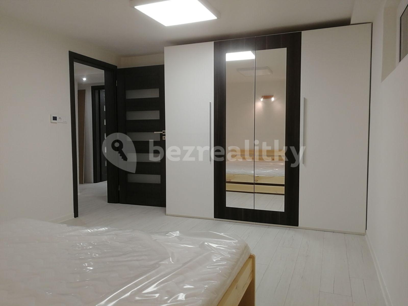 1 bedroom with open-plan kitchen flat to rent, 58 m², Nechanická, Prague, Prague