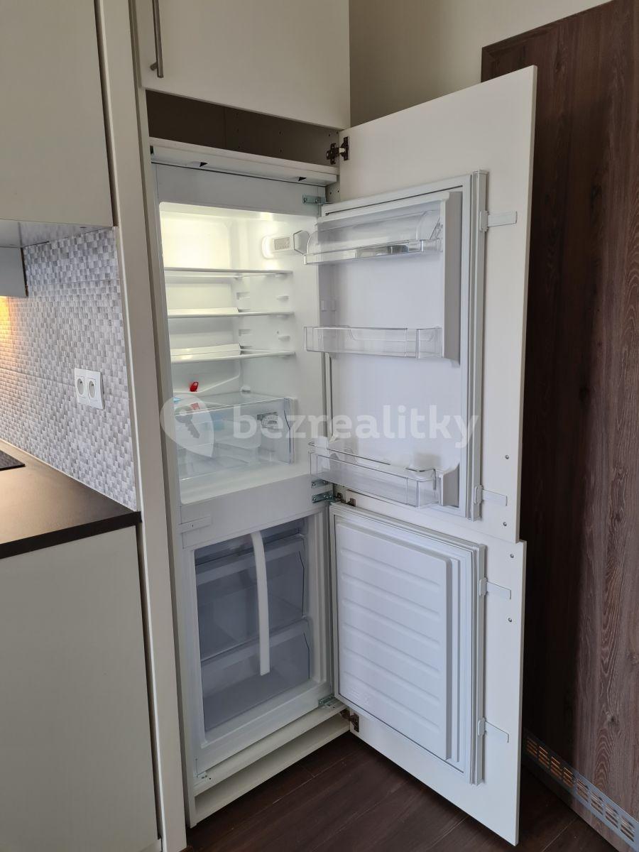 Studio flat to rent, 33 m², Šífařská, Prague, Prague