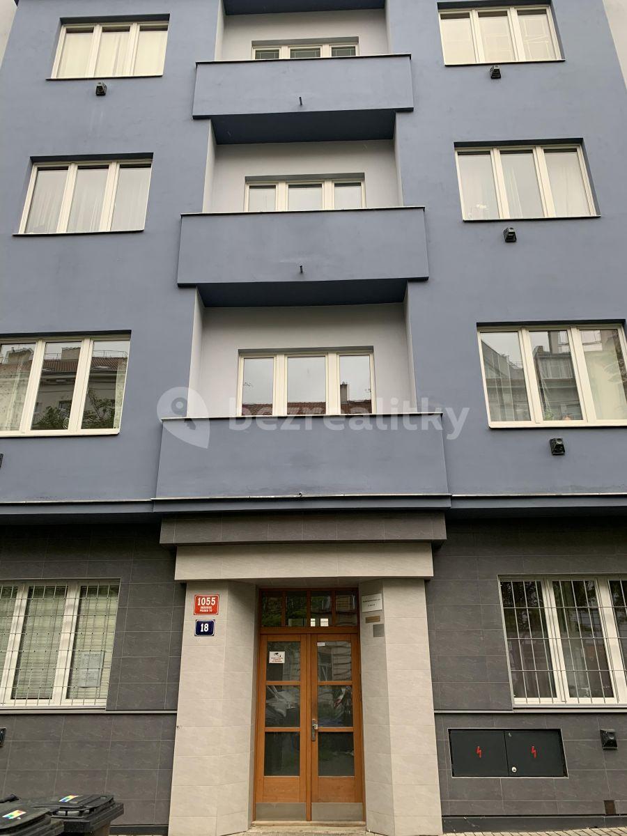 2 bedroom flat to rent, 55 m², 28. Pluku, Prague, Prague