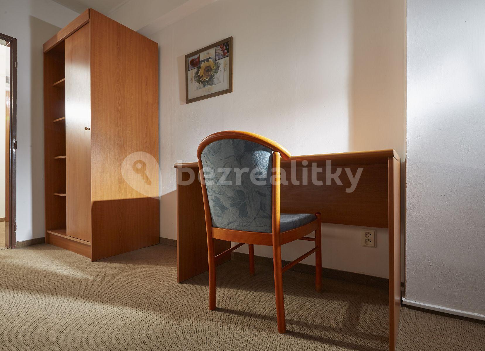 Small studio flat to rent, 15 m², Klánova, Prague, Prague