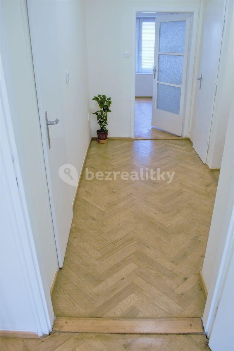 1 bedroom with open-plan kitchen flat to rent, 45 m², Ďáblická, Prague, Prague