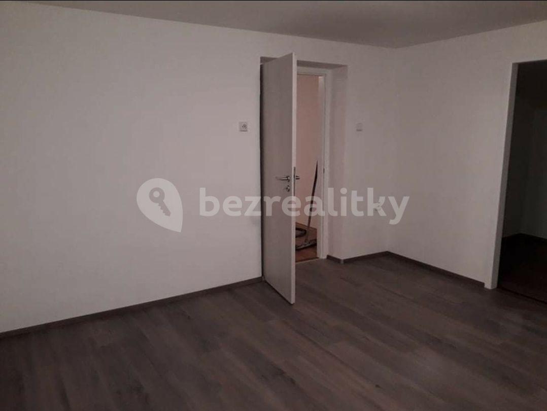 2 bedroom flat to rent, 100 m², Dlouhá, Tehov, Středočeský Region