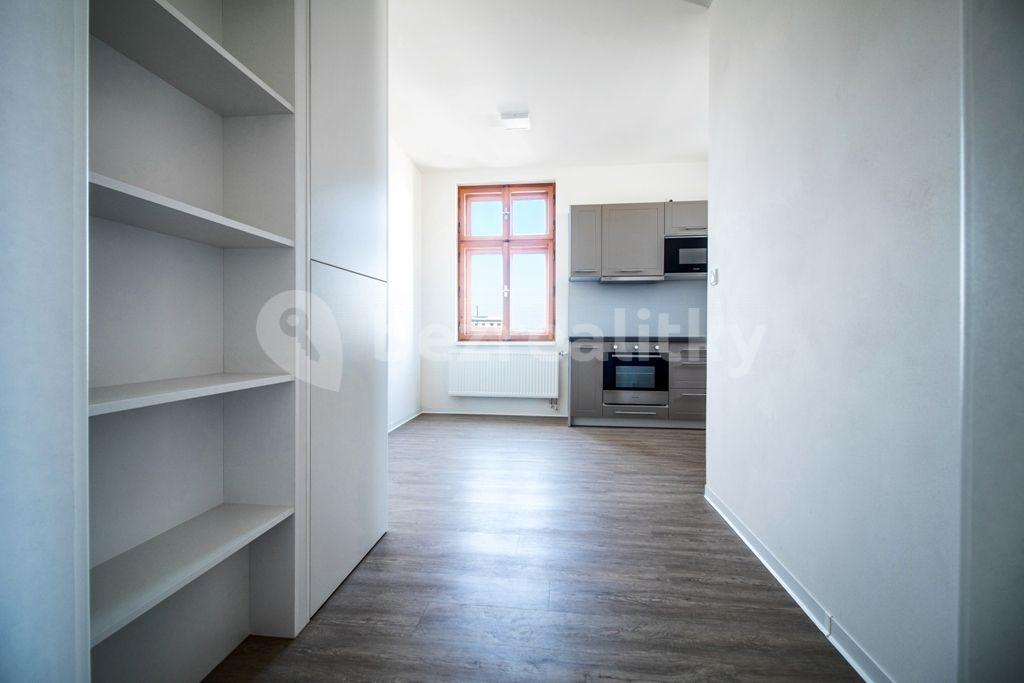 3 bedroom flat to rent, 78 m², Na Perštýně, Liberec, Liberecký Region