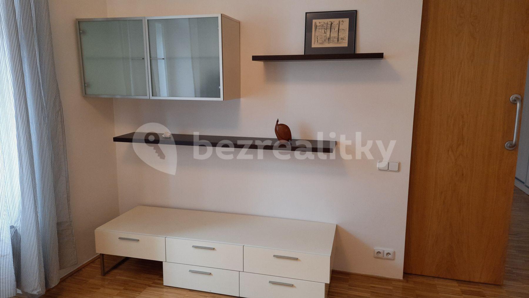 2 bedroom flat to rent, 62 m², Korunní, Prague, Prague