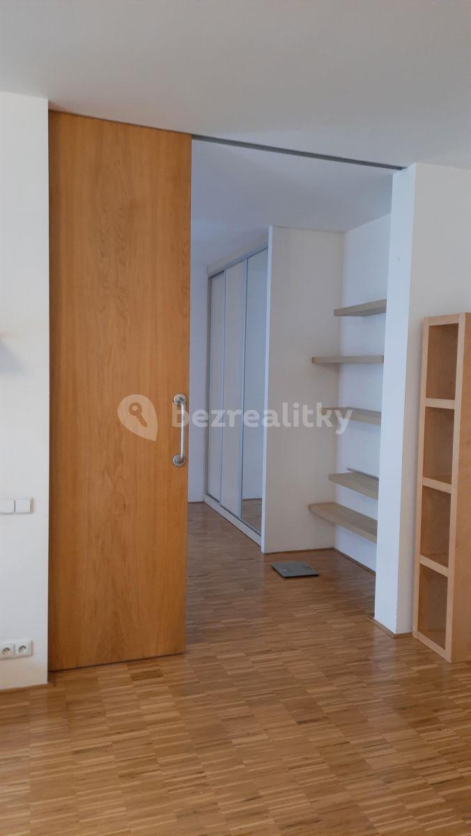 2 bedroom flat to rent, 62 m², Korunní, Prague, Prague