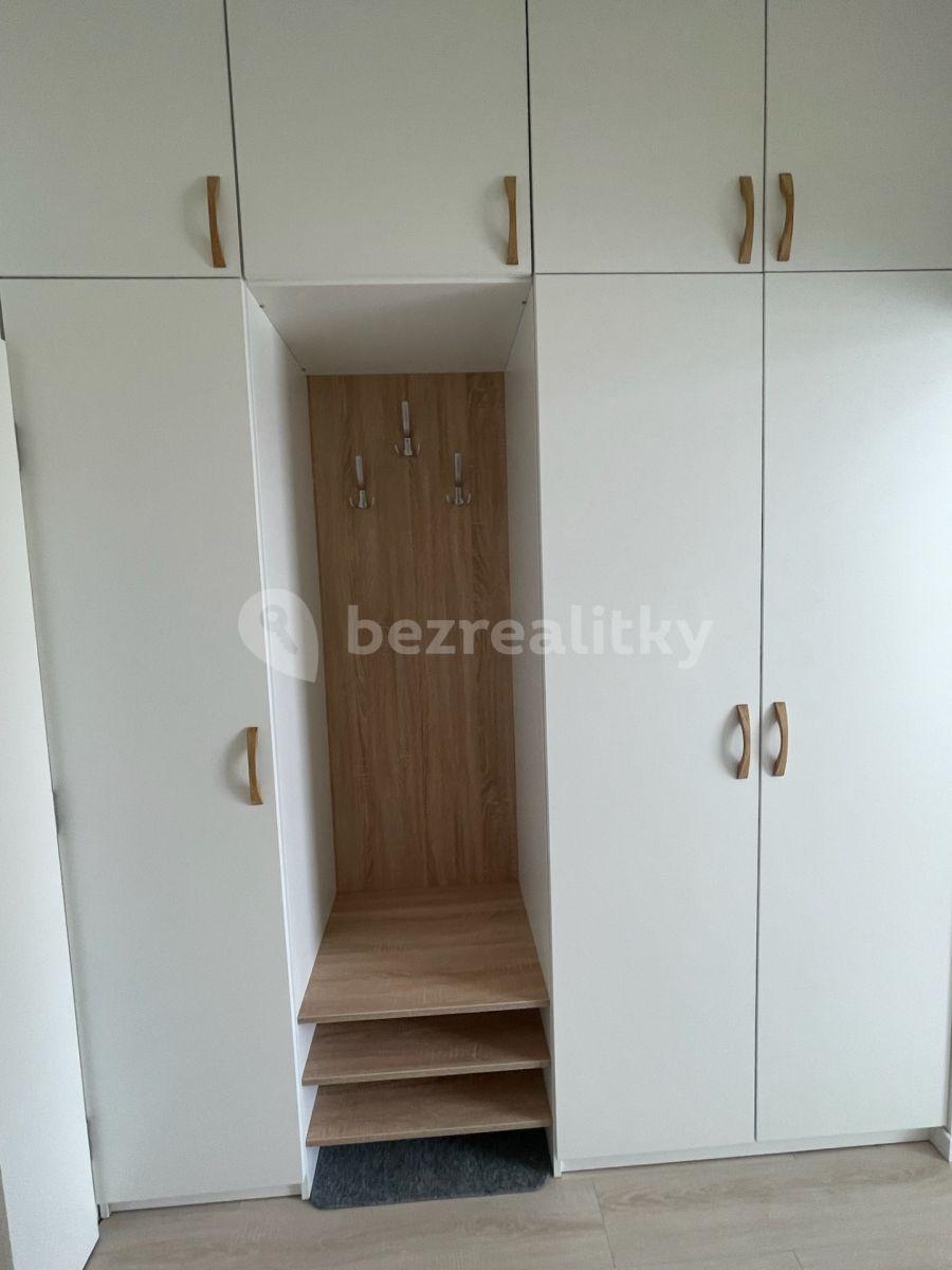 Studio flat for sale, 23 m², Poděbradská, Prague, Prague