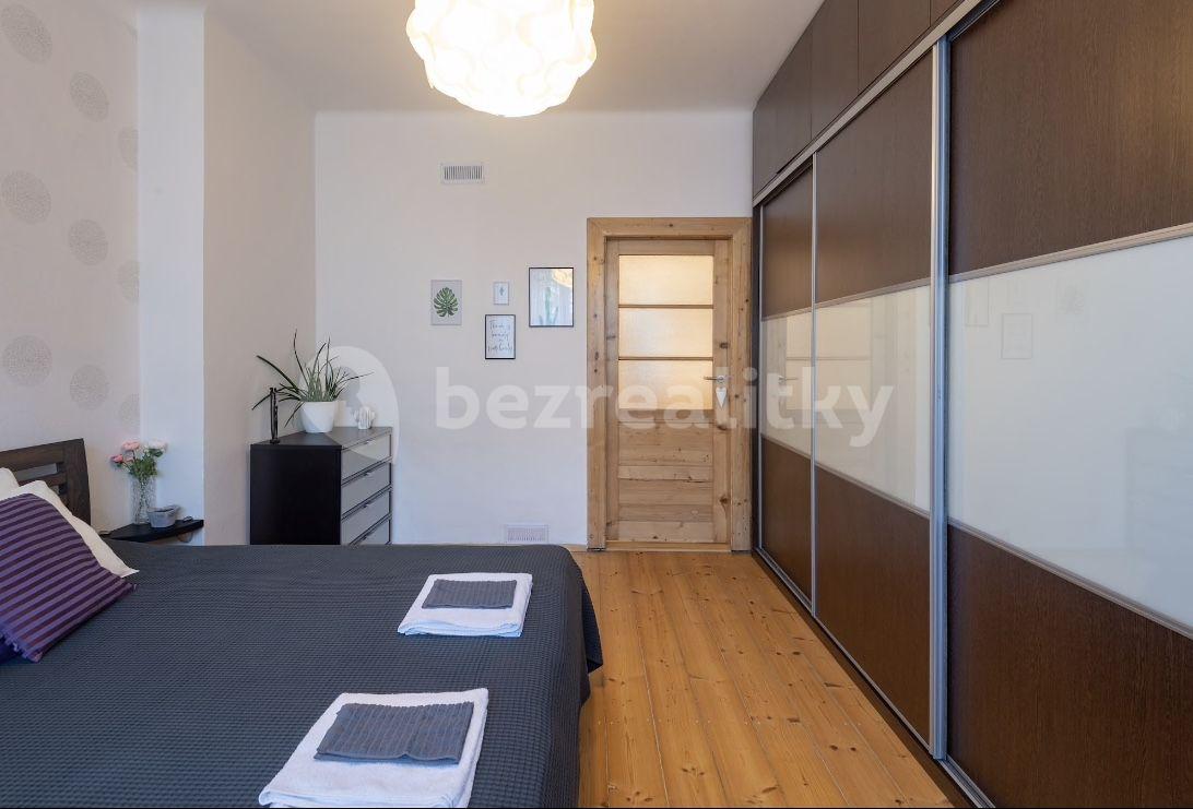 1 bedroom with open-plan kitchen flat to rent, 58 m², Jičínská, Prague, Prague