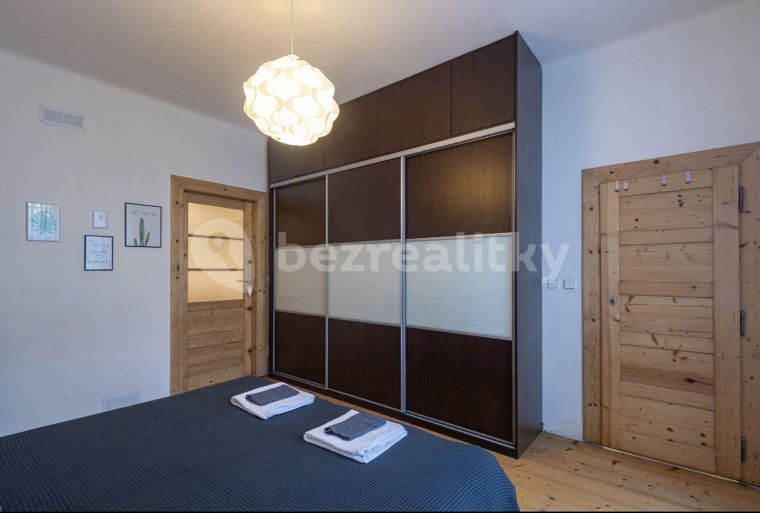 1 bedroom with open-plan kitchen flat to rent, 58 m², Jičínská, Prague, Prague