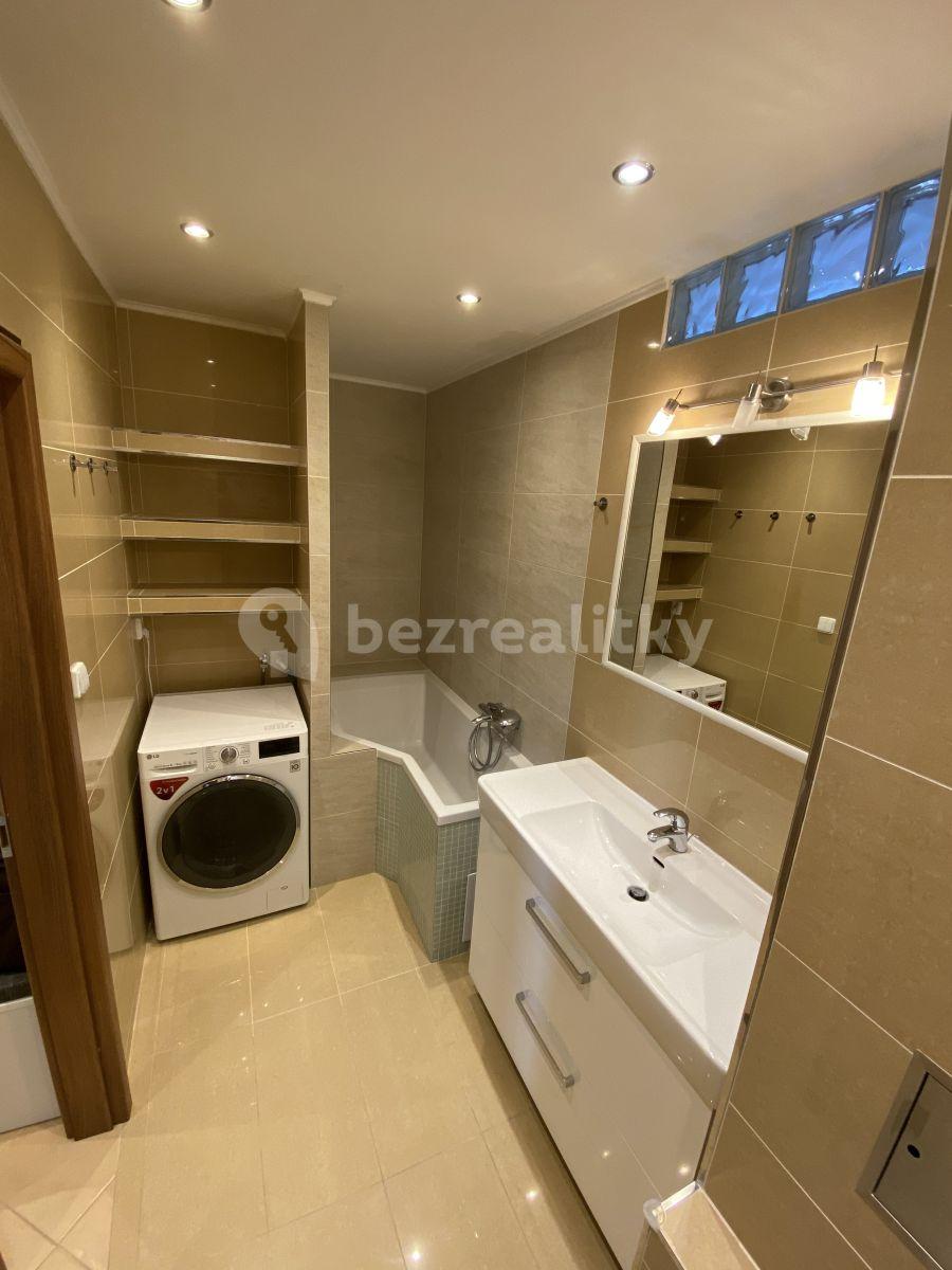 3 bedroom flat to rent, 71 m², Na Betonce, Prague, Prague